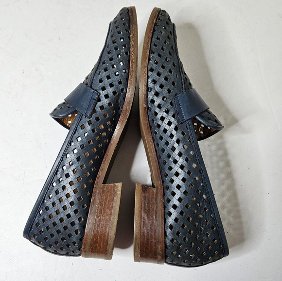Aquatalia Sheryl Loafers Perforated Leather Heeled Navy Blue Women's 8 - Picture 5 of 9